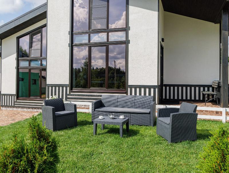 Обеденный комплект Lana M Royal Family из пластика, цвет графит фото 1