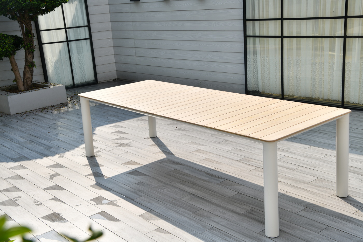 Прага обеденный стол с тиковой столешницей и алюминиевым каркасом фото 4