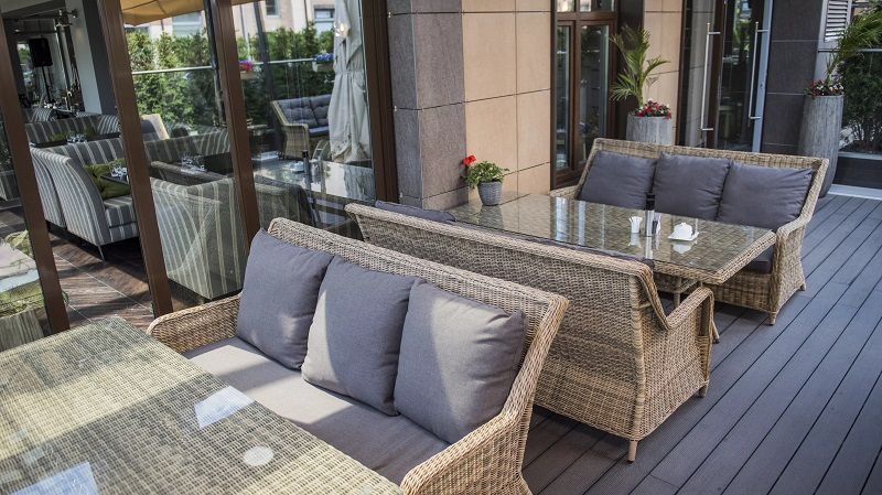 Диван трехместный Гляссе 4SIS из искусственного ротанга, цвет соломенный фото 6