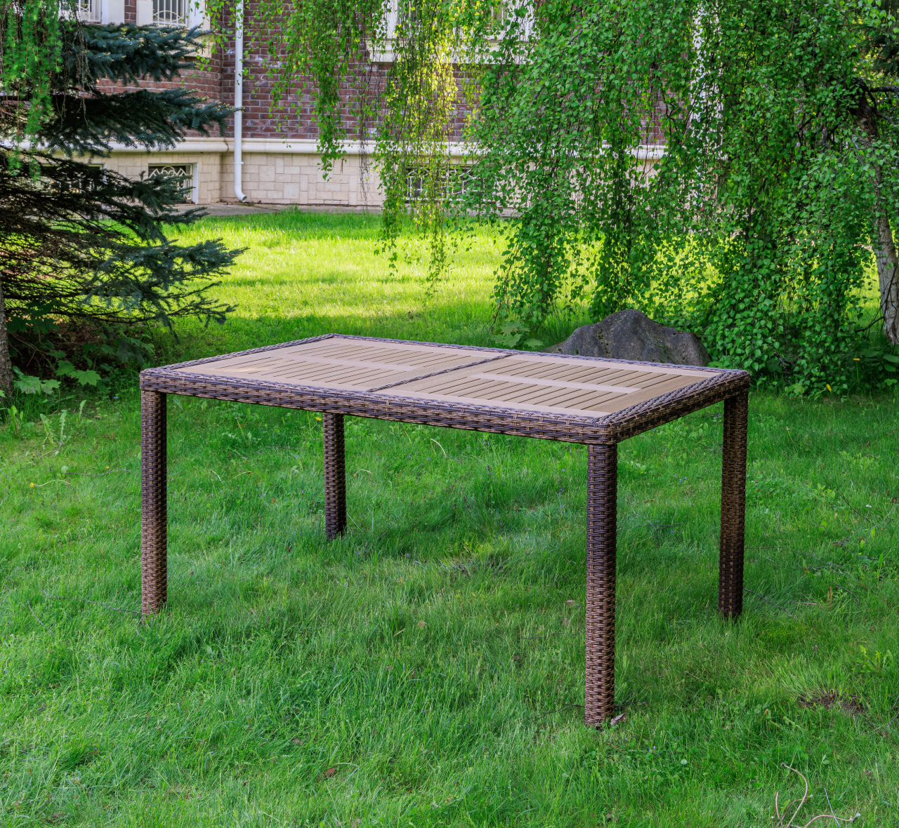 Обеденный стол Amelia Royal Family из искусственного ротанга 150 см, цвет коричневый фото 1