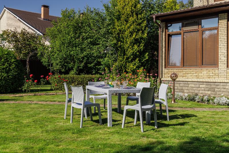 Обеденный комплект July M Royal Family из пластика, цвет светло-серый фото 3