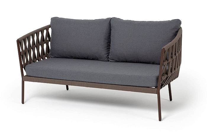 Диван Диего 4SIS 2-местный плетеный из роупа, каркас алюминий коричневый (RAL8016) муар, роуп коричневый круглый, ткань темно-серая 27 фото 1