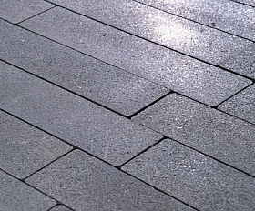 Тротуарная плитка Фабрика Готика Квадрат 400х400х100 мм Амфиболит FINO