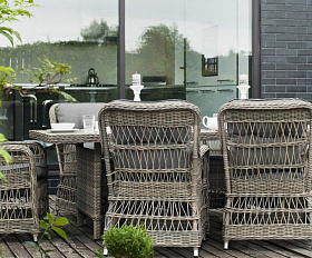 Обеденная группа Цесена 4SIS плетеная из искусственного ротанга