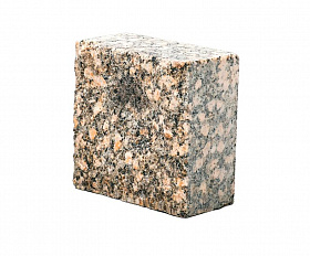 Брусчатка гранитная 100x100x50 мм пилено-колотая Малыгинское месторождение Карандаш