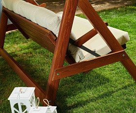 Качели Paris Royal Family с бежевыми подушками