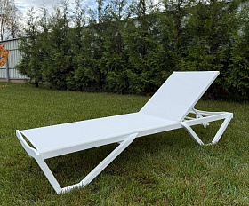 Шезлонг Enzo Royal Family из алюминия белый