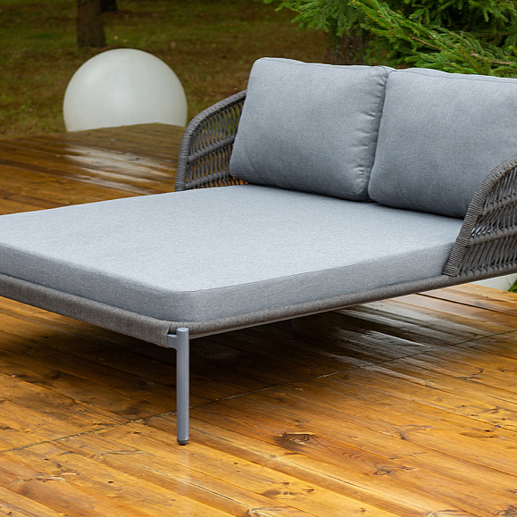 Позитано лежак плетеный из роупа, каркас алюминий темно-серый (RAL7024) муар, роуп темно-серый круглый, ткань темно-серая 027 фото 3