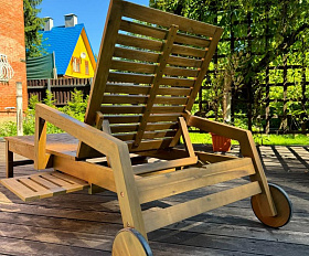 Шезлонг Paolo Royal Family на колесиках из акации