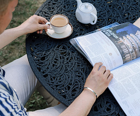 Стол Vitgarden из базальта, цвет черный