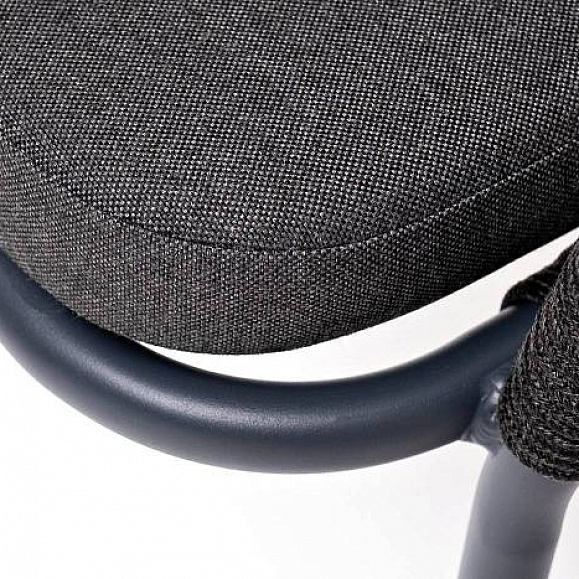 Стул Марсель 4SIS плетеный из роупа, каркас алюминий темно-серый (RAL7024) муар, роуп темно-серый круглый, ткань темно-серая 27 фото 2