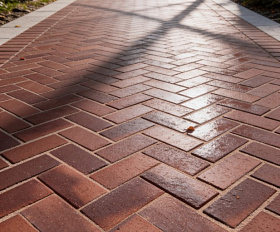 Тротуарная клинкерная брусчатка ЛСР Манчестер 200х100х50 мм, бордо