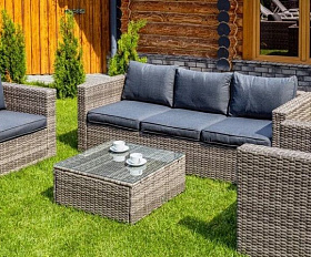 Лаунж-зона Karl Royal Family из искусственного ротанга с трёхместным диваном, цвет серый