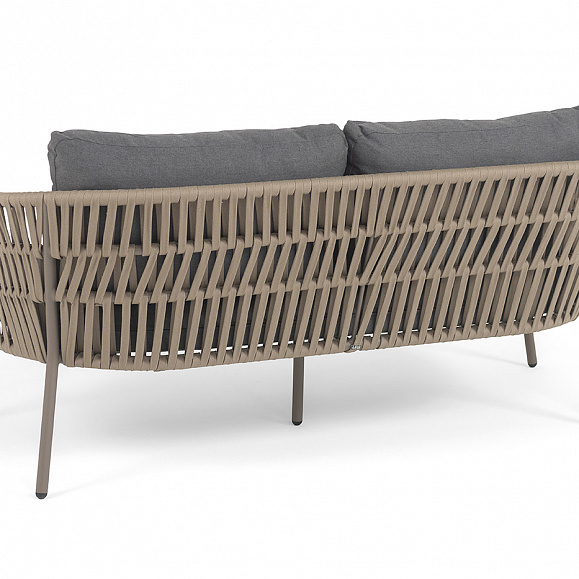 Комо диван 2-местный плетеный из роупа, каркас алюминий бежево-серый (RAL7006) муар, роуп серо-коричневый 23мм, ткань темно-серая 027 фото 5