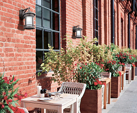 Настенный светильник (бра) Salamanca Maytoni O031WL-01BR цвет Коричневый