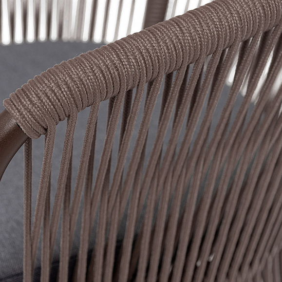 Романо стул плетеный из роупа, каркас алюминий коричневый (RAL8016) муар, роуп коричневый круглый, ткань темно-серая 027 фото 6