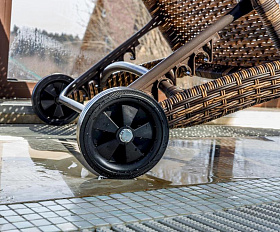 Шезлонг Agata Royal Family из искусственного ротанга, цвет коричневый