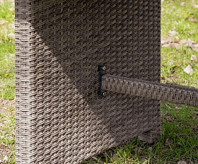 Обеденный стол Fiona Royal Family из искусственного ротанга, цвет серый