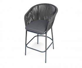 Бордо стул барный плетеный из роупа, каркас из стали темно-серый (RAL7024) муар, роуп серый 15мм, ткань темно-серая 027 NEW
