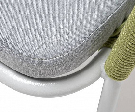 Стул Лион 4SIS плетеный из роупа, каркас из стали светло-серый (RAL7035) муар, роуп салатовый меланж круглый, ткань светло-серая