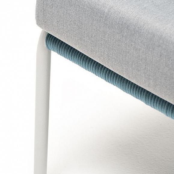 Кресло плетеное Милан 4SIS из роупа, каркас алюминий светло-серый (RAL7035) шагрень, роуп бирюзовый круглый, ткань светло-серая фото 2