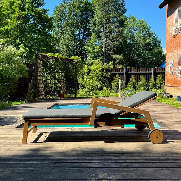 Шезлонг Paolo Royal Family на колесиках из акации фото 10