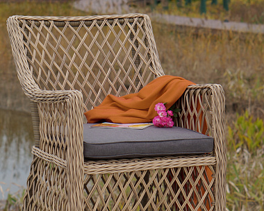 Плетеное кресло Латте 4SIS из искусственного ротанга, цвет соломенный