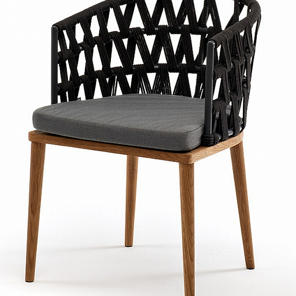 Диего стул плетеный из роупа, основание дуб, каркас из стали темно-серый (RAL7024) муар, роуп темно-серый круглый, ткань темно-серая 027 фото 1