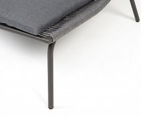 Авиньон кресло плетеное из роупа, каркас алюминий серый (RAL7022) муар, роуп серый круглый, ткань темно-серая 027