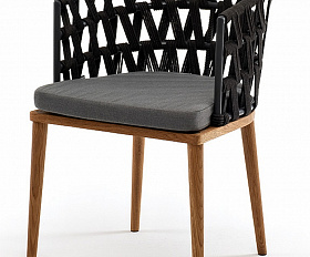 Диего стул плетеный из роупа, основание дуб, каркас из стали темно-серый (RAL7024) муар, роуп темно-серый круглый, ткань темно-серая 027