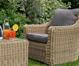 Кресло Кон Панна 4SIS из искусственного ротанга, цвет соломенный