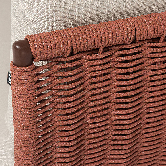Фиджи диван 3-местный плетеный из роупа, каркас алюминий коричневый (RAL8016) муар, роуп красный (8372) круглый tex, ткань Mossle бежевая фото 6