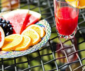 Стол садовый плетеный из искусственного ротанга CANNES 90 см Joygarden