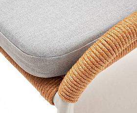 Стул Милан 4SIS плетеный из роупа, каркас алюминий светло-серый (RAL7035) муар, роуп оранжевый меланж круглый, ткань светло-серая