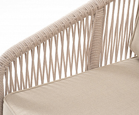 Канны диван 2-местный плетеный из роупа, каркас алюминий белый муар, роуп бежевый круглый, ткань бежевая 15052