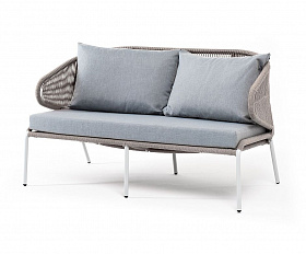 Диван двухместный Милан 4SIS из роупа (веревки), каркас алюминий светло-серый (RAL7035) шагрень, роуп серый меланж круглый, ткань светло-серая