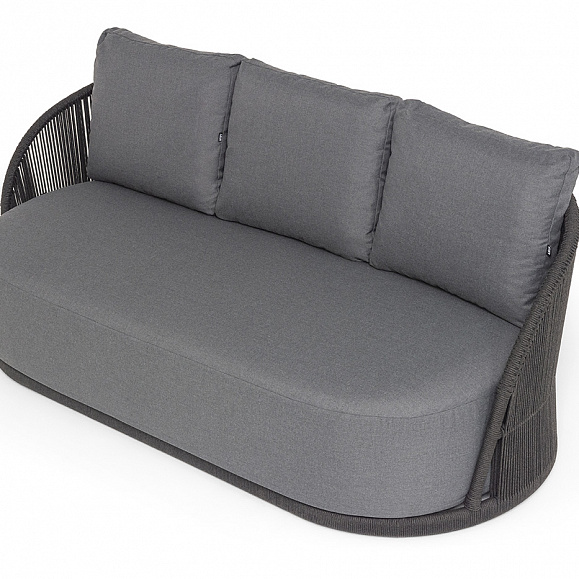 Монтелла диван 3-местный плетеный из роупа, каркас алюминий темно-серый (RAL7024) муар, роуп темно-серый круглый, ткань темно-серая 027 фото 4