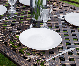 Обеденный комплект Wilhelm Royal Family из литого алюминия на 6 персон. Прямоугольный стол