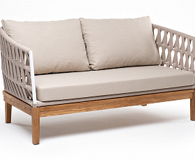 Диего диван 2-местный плетеный из роупа, основание дуб, каркас алюминий светло-серый (RAL7035) шагрень, роуп бежевый круглый, ткань бежевая 15052