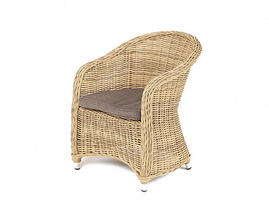 Плетеное кресло Равенна 4SIS из искусственного ротанга, цвет соломенный с серой подушкой