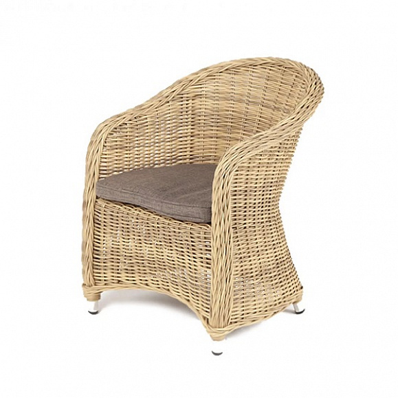 Плетеное кресло Равенна 4SIS из искусственного ротанга, цвет соломенный с серой подушкой фото 1