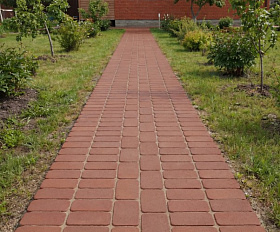 Клинкерная брусчатка ЛСР Эдинбург R25 200х100х50 мм, темно-красный