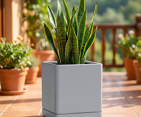Кашпо TERRAFAKTURA Квадро 40x40x40 Арктик Грей