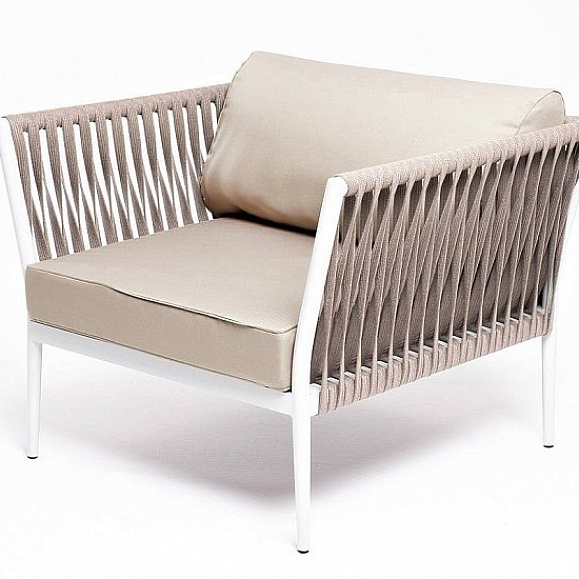 Кресло Касабланка 4SIS плетеное из роупа, каркас алюминий светло-серый (RAL7035) муар, роуп серо-коричневый 23мм, ткань бежевая 52 фото 1