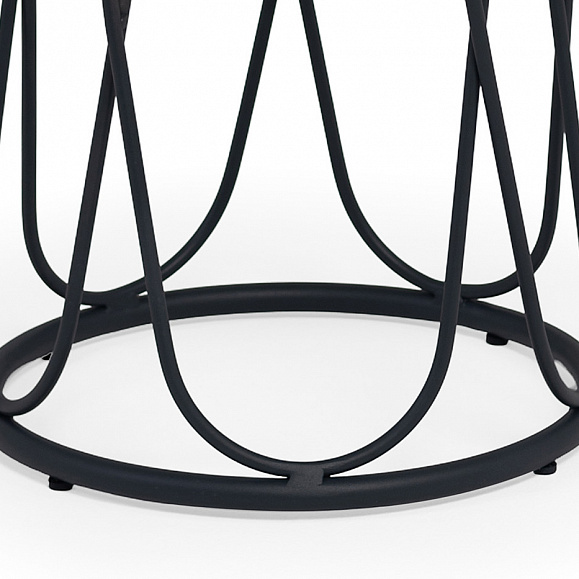 Перу журнальный стол из HPL круглый Ø40 H55, каркас из алюминия темно-серый (RAL 7024) муар, цвет столешницы серый гранит фото 3