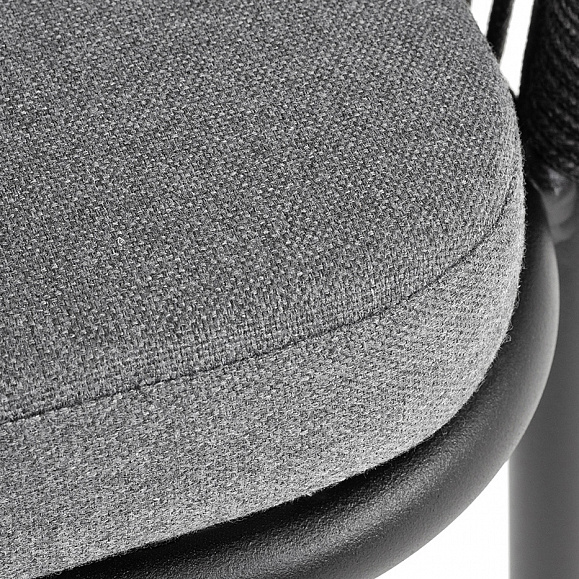 Марсель стул плетеный из роупа, каркас алюминий черный муар, роуп темно-серый круглый, ткань темно-серая 027 фото 6