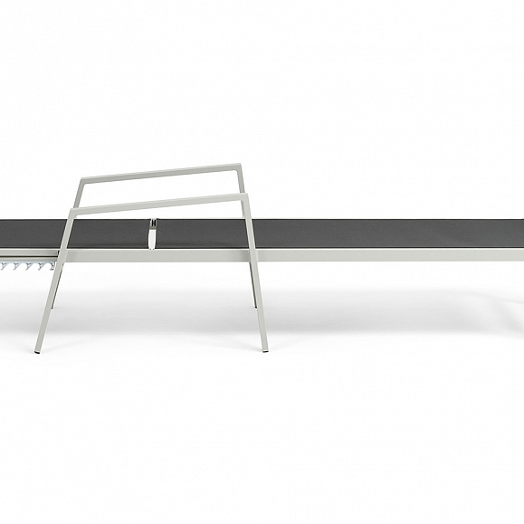 Парма шезлонг, каркас алюминий светло-серый (RAL7035) муар, ткань текстилен темно-серая фото 5