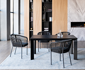 Венето обеденная группа на 4 персоны со стульями Марсель, каркас темно-серый, роуп темно-серый