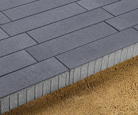 Тротуарная плитка 342 Механический завод Ригель трио 80 мм Черный