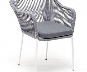 Стул Лион 4SIS плетеный из роупа, каркас из стали белый муар, роуп светло-серый круглый, ткань светло-серая
